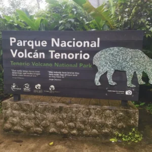 parque nacional volcan tenorio